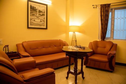 Hotel Aakash Rooms And Cottages,