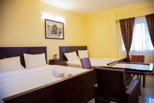 Hotel Aakash Rooms And Cottages,