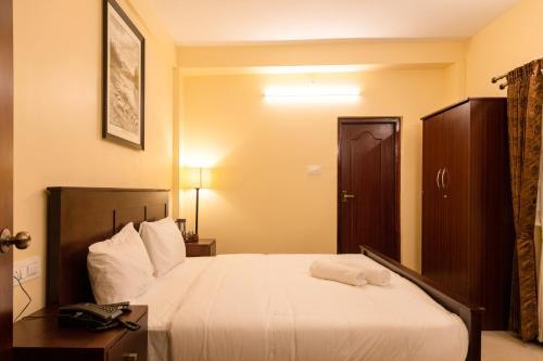 Hotel Aakash Rooms And Cottages,