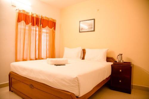 Hotel Aakash Rooms And Cottages,