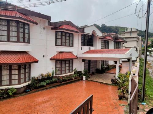Hotel Staymaker Gemini Home Stay