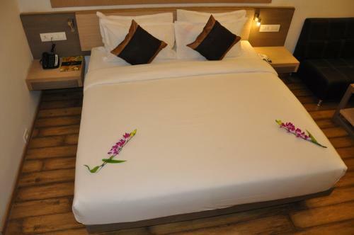 Hotel Pride Biznotel Alkapuri