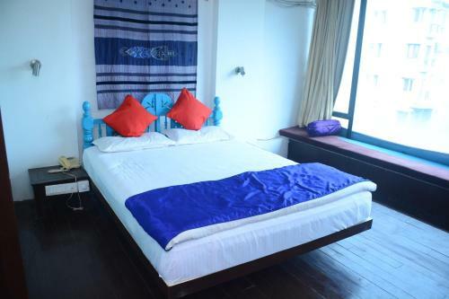 New Yahvi Hotel