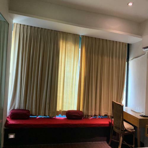 New Yahvi Hotel