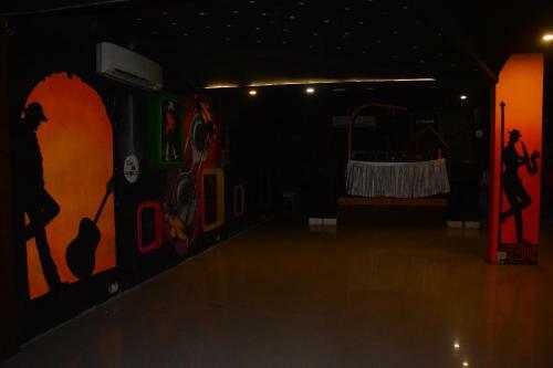 New Yahvi Hotel