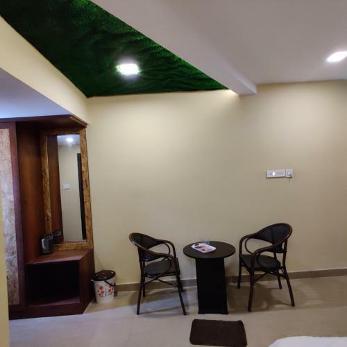 Hotel Annai Bay