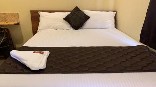 Hotel Annai Bay