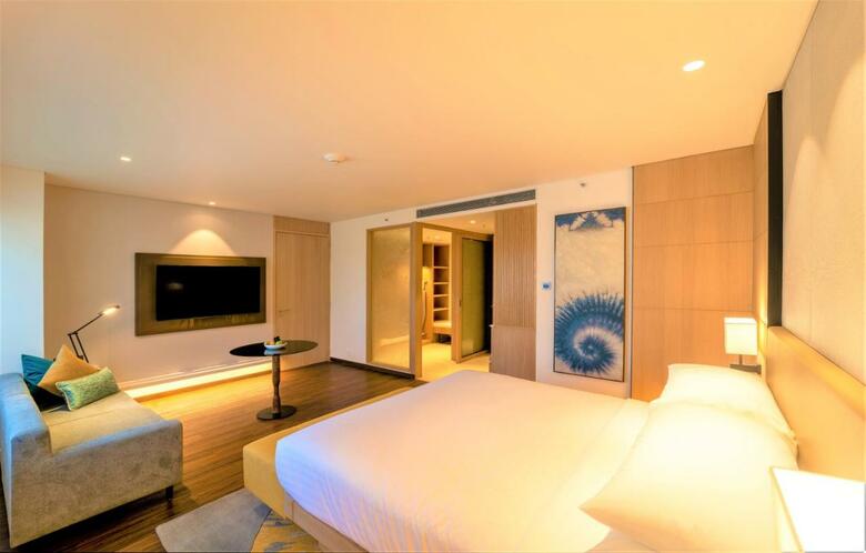 Hotel Courtyard By Marriott Vadodara