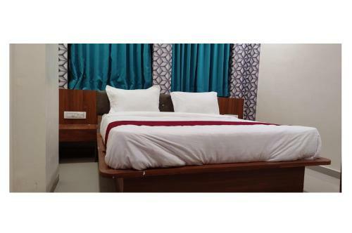 Hotel Red Rose
