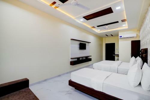 Collection O 87133 Hotel Moon View