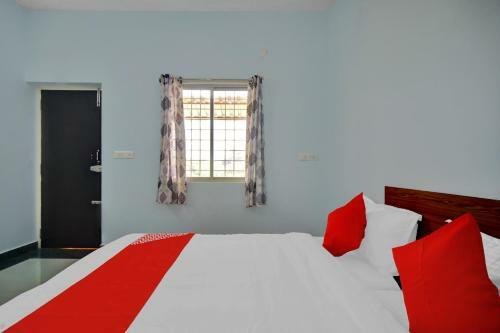 Hotel Oyo Flagship 84490 Ar Deluxe Residency