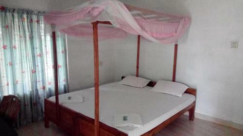 Hostal Deauvill Home Stay
