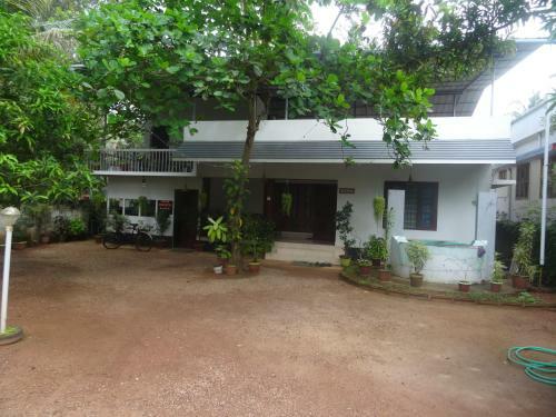 Lodge Varkala Villa