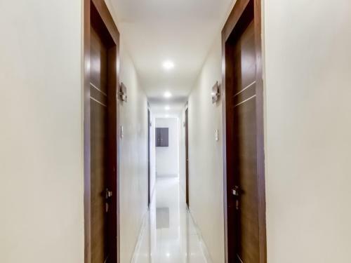 Oyo 81390 Hotel Suprabhath Grand