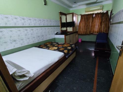 Spot On 81147 Hotel Taj