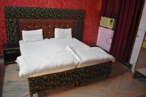 Hotel Satyam Dham By Wb Inn