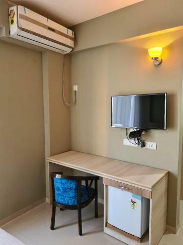 Hotel Gauri Luxury Inn