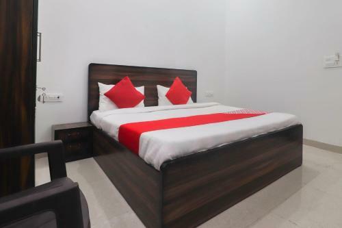 Hotel Oyo 67215 Shri Hit Radha Bhawan
