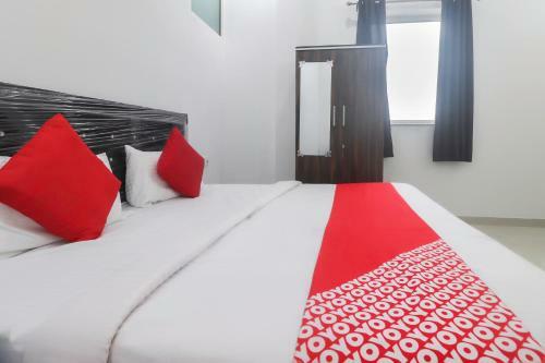 Hotel Oyo 67215 Shri Hit Radha Bhawan