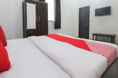 Hotel Oyo 67215 Shri Hit Radha Bhawan