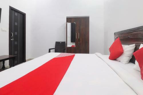 Hotel Oyo 67215 Shri Hit Radha Bhawan