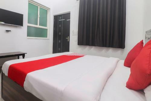 Hotel Oyo 67215 Shri Hit Radha Bhawan