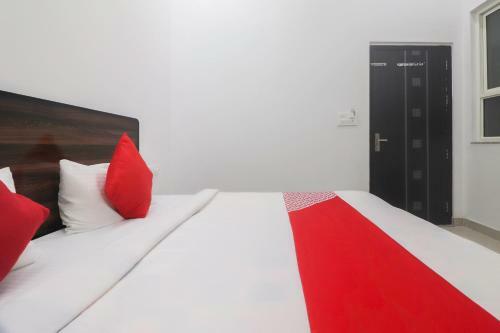 Hotel Oyo 67215 Shri Hit Radha Bhawan
