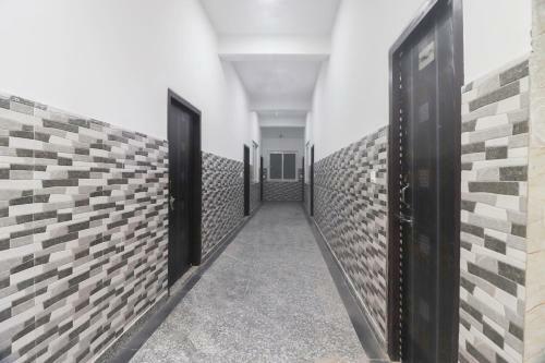Hotel Oyo 67215 Shri Hit Radha Bhawan