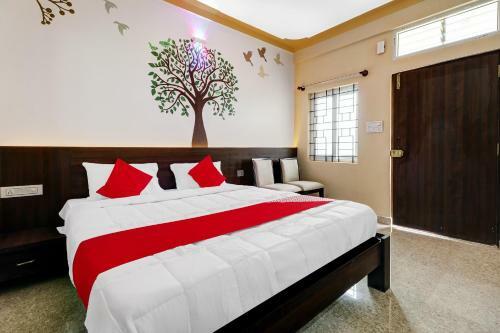 Hotel Oyo 82631 Dms Service Apartment