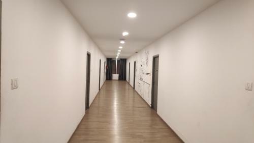 Grand Seasons- The Business Hotel