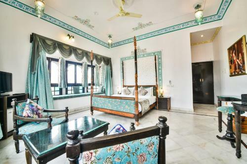 Hotel Inder Prakash