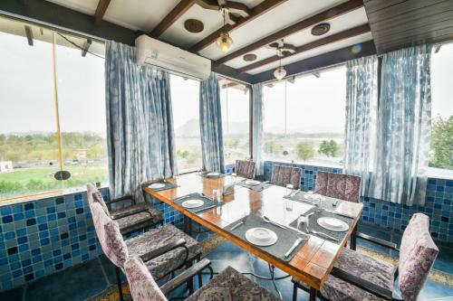 Hotel Inder Prakash