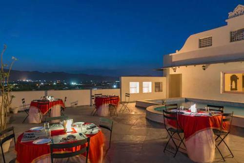 Villa Sagat Raaso By Vista Rooms