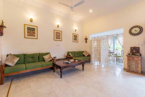 Villa Sagat Raaso By Vista Rooms