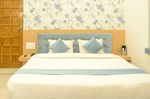 Hotel Ambay Villa Udaipur