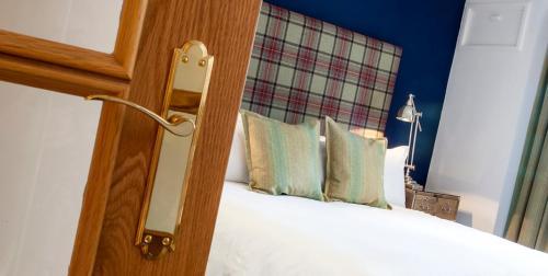 Hostal Sutherlands Guest House