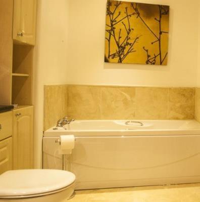 Hostal Sutherlands Guest House