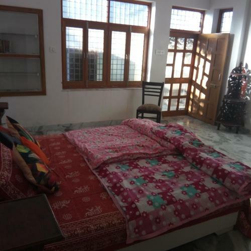 Apartamentos La Casa Art Stay