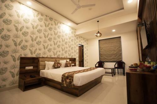 Hotel Bhairav Bagh & Restaurant