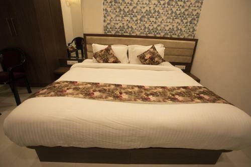 Hotel Bhairav Bagh & Restaurant