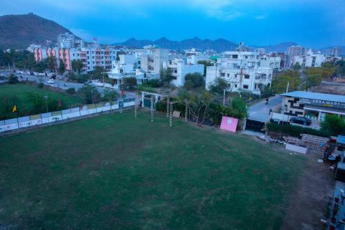 Hotel Bhairav Bagh & Restaurant
