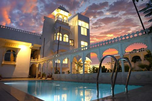 Hotel Royal Heritage Haveli Udaipur