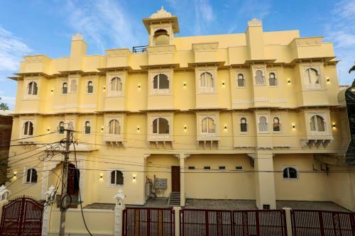 Hotel Vasant Vilas