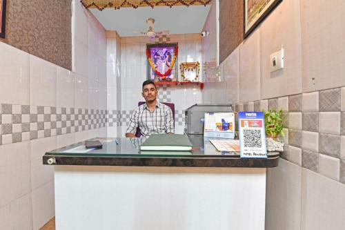 Oyo Flagship 84180 Hotel Ashirwad
