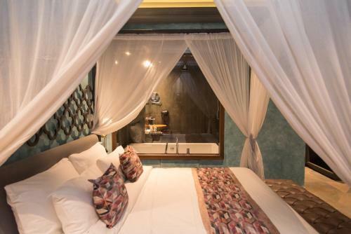 Hotel Historia Royal