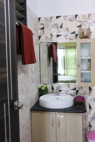 Apartamento Treasure Home, Centrally Located 3bhk