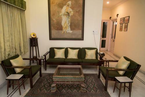 Dev Vijay -city Centre Boutique Homestay