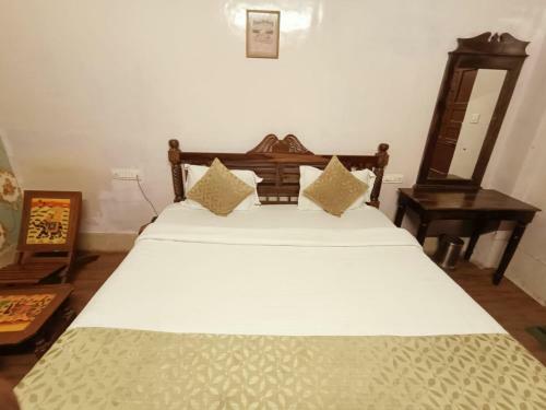 Hotel The Ishani Vilas