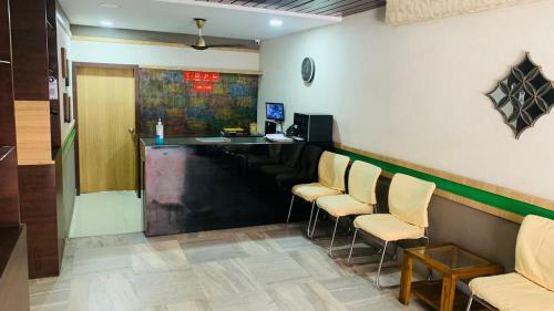 Center Point The Hotel By Travelkartonline