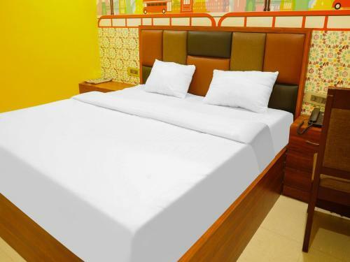 Hotel Collection O 86358 The Destination